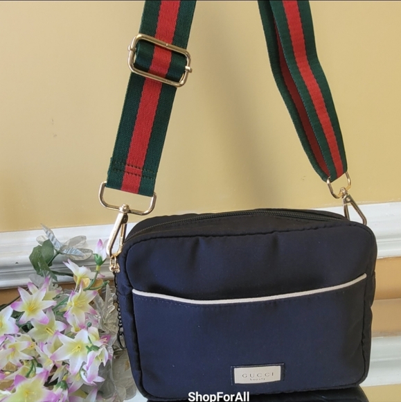 - Gucci - Picture 1 of 16